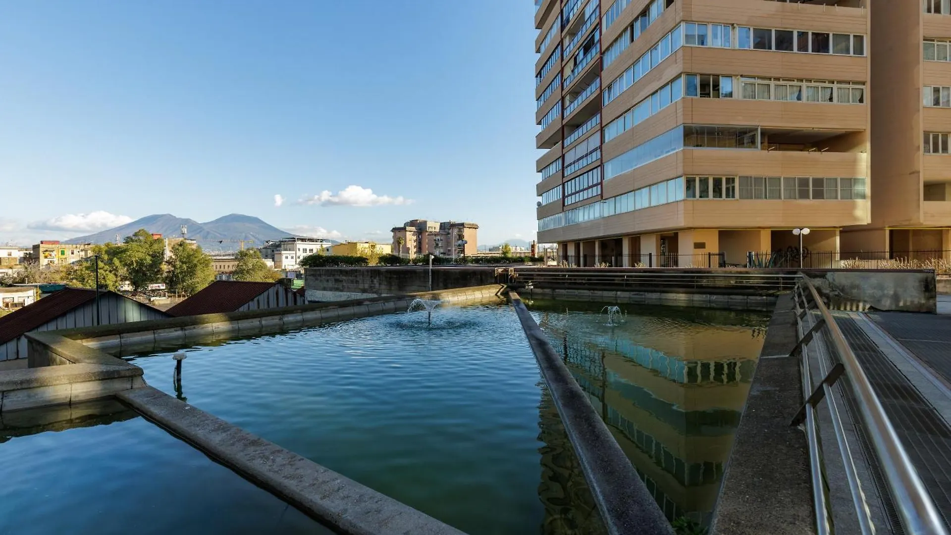 Hako Apartment Naples Italy